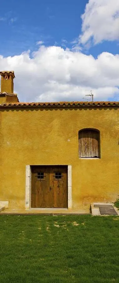 Comfortable Holiday Home In Catalonia With Swimming Pool