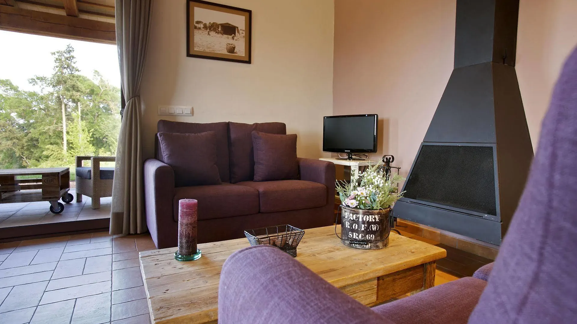 Country house Comfortable Holiday Home In Catalonia With Swimming Pool Spain